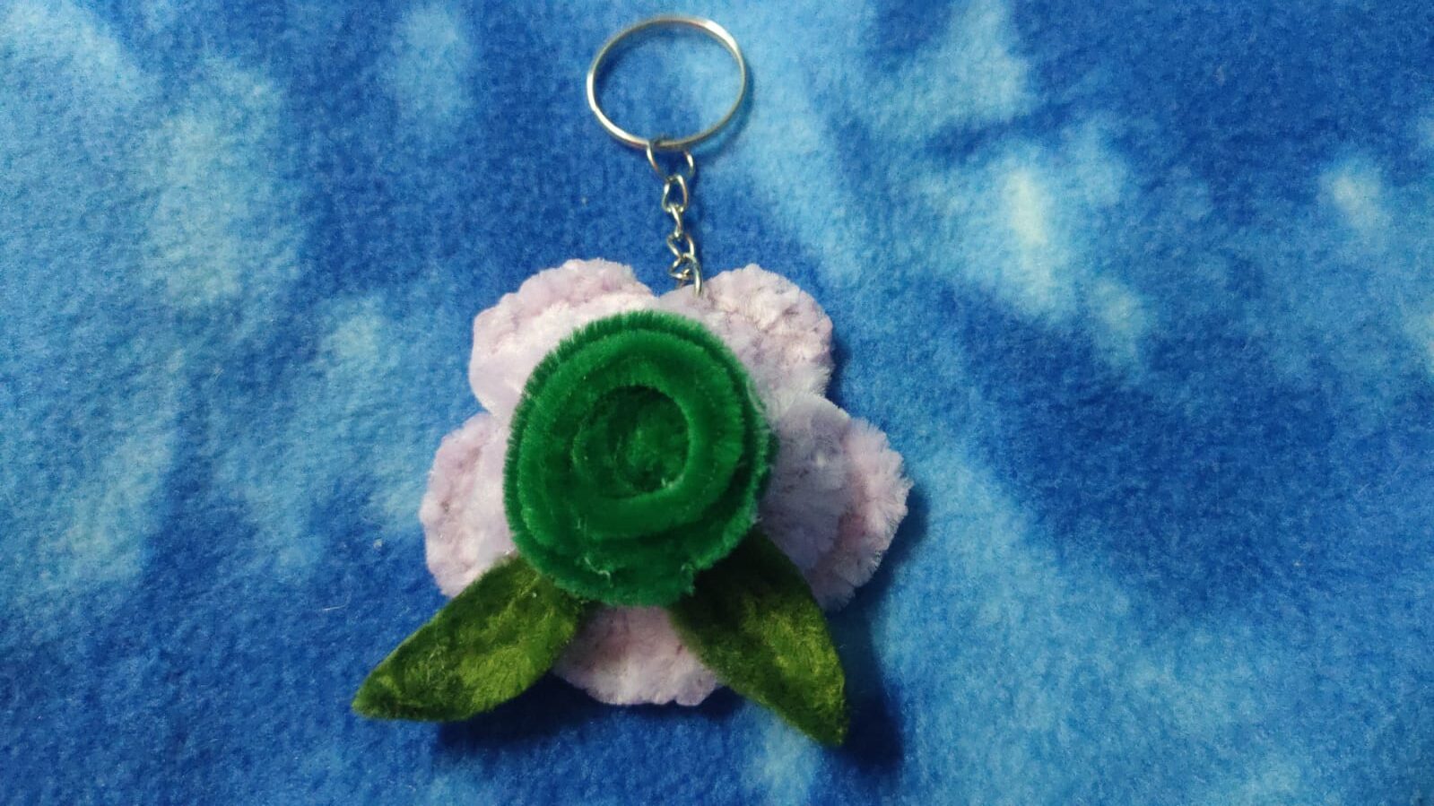 FUZZY WIRED FLOWERS BY WG Crafts